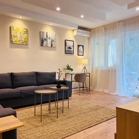 King's Square - Free Parking Appartement *