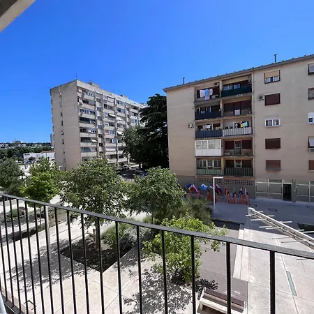Apartamento King's Square - Free Parking Pula