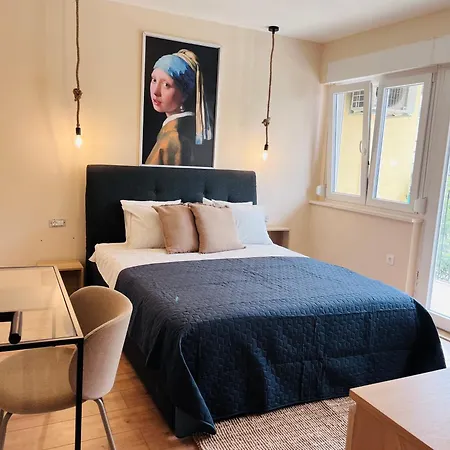 Apartment King's Square - Free Parking